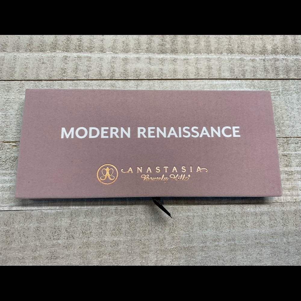 Anastasia Beverly Hills Modern Renaissance